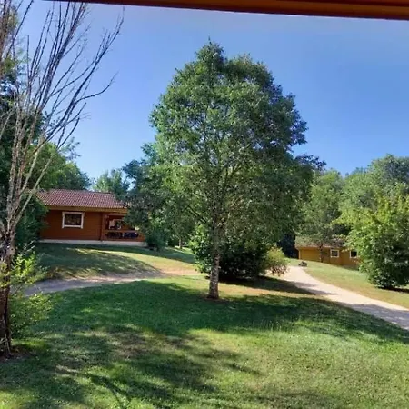 Les Refuges Du Lot Kouki's Chalet