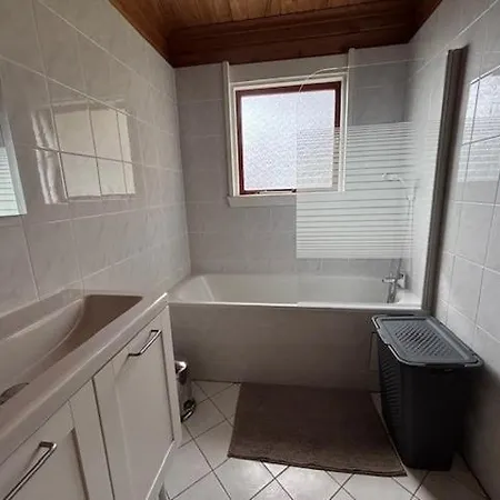 Les Refuges Du Lot Kouki's Alpesi faház Mauroux