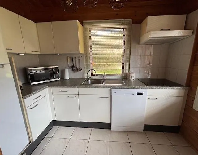 Les Refuges Du Lot Kouki's Chalet Mauroux (Lot)